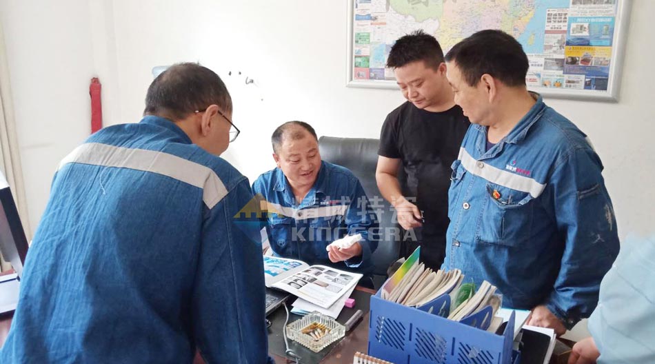 南宫NG28特瓷赴四川某水泥厂现场勘测以及技术互换