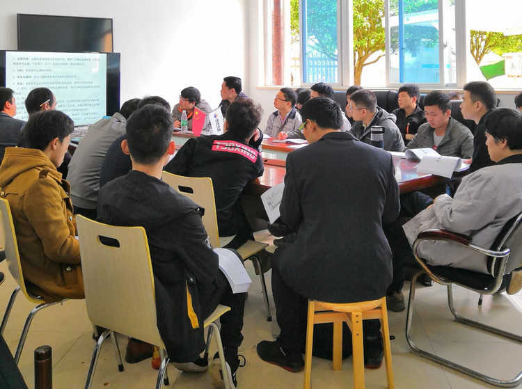 湖南南宫NG28特瓷持续发展在人员工培训